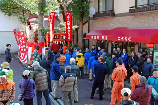 �������R�J��